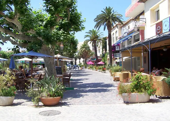 Duplex Climatise 2 Avec Piscine Et Parking - - Fr-1-251-905 *